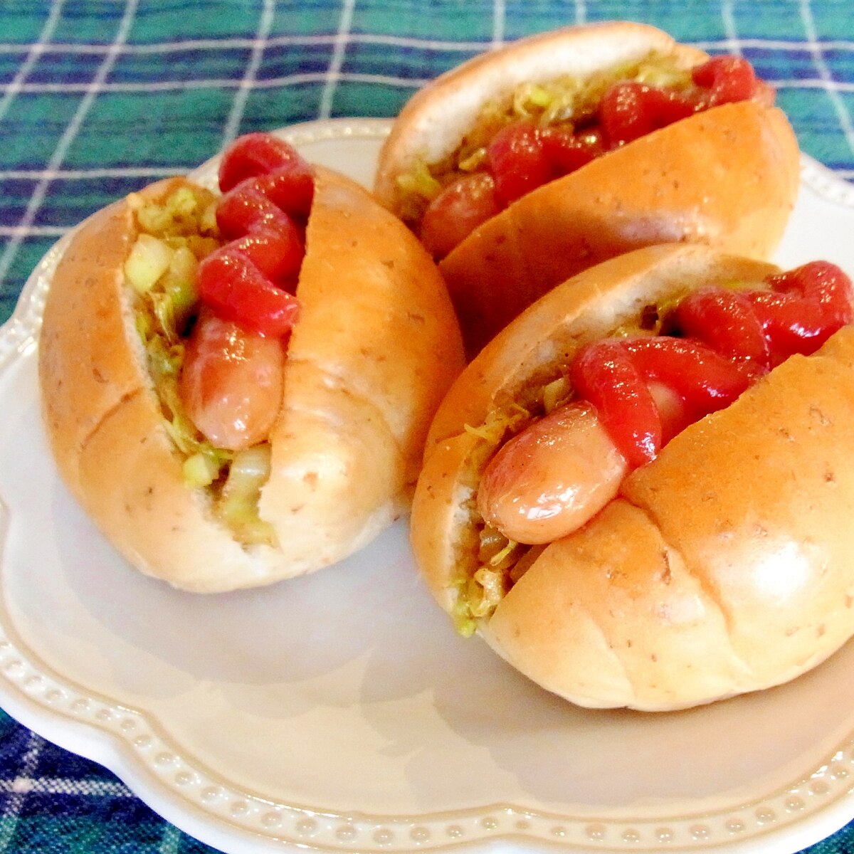 カレーきゃべつのロールパンホットドッグ レシピ 作り方 By メリッコ 楽天レシピ